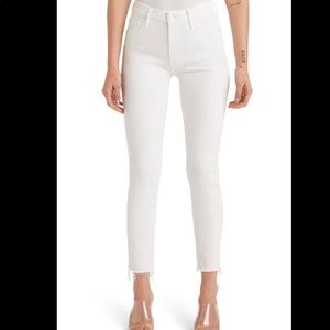 MOTHER Jens —The looker cropped jeans
